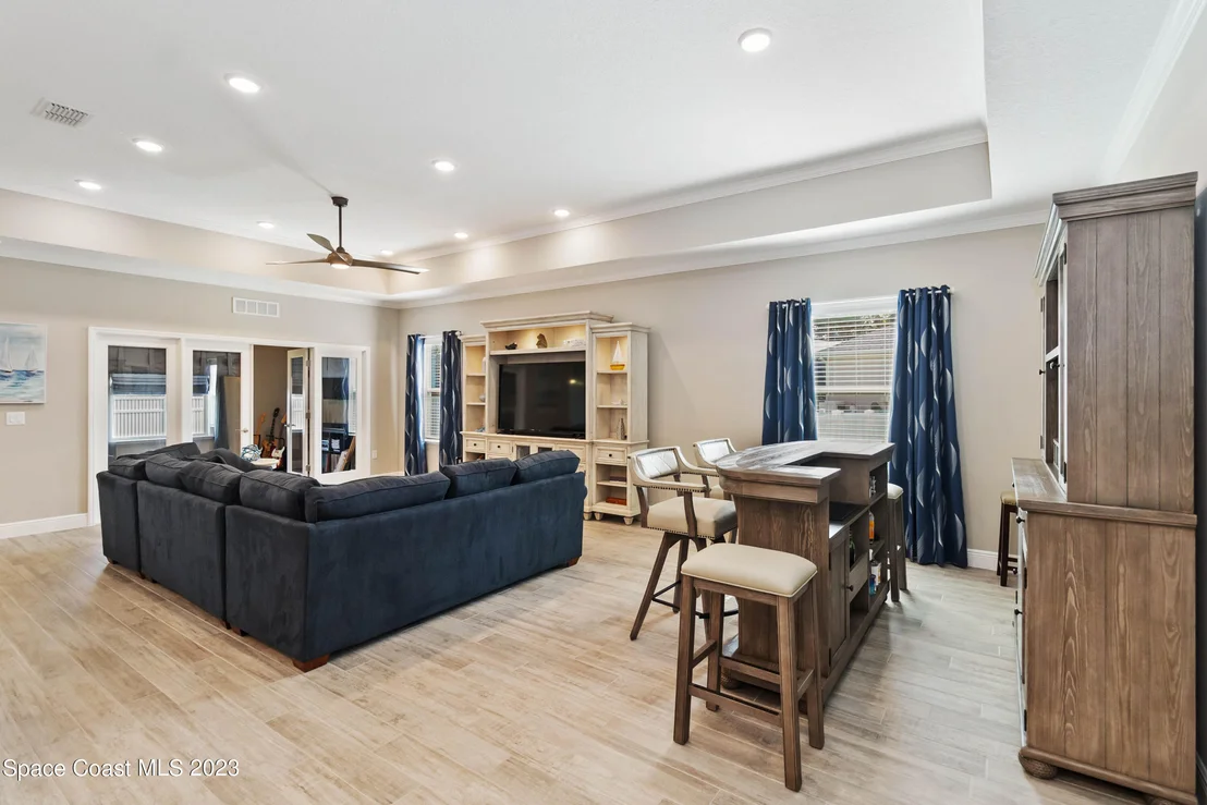 Photo of 2173 Windbrook Drive