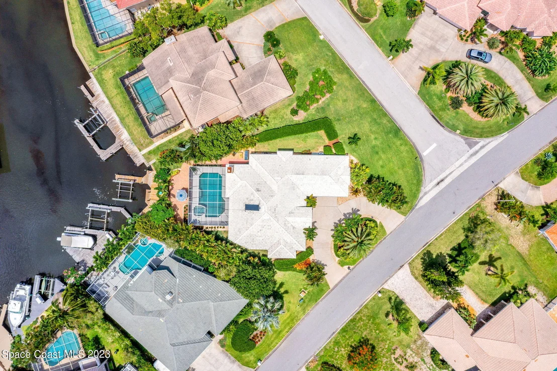 Photo of 2002 Neptune Drive