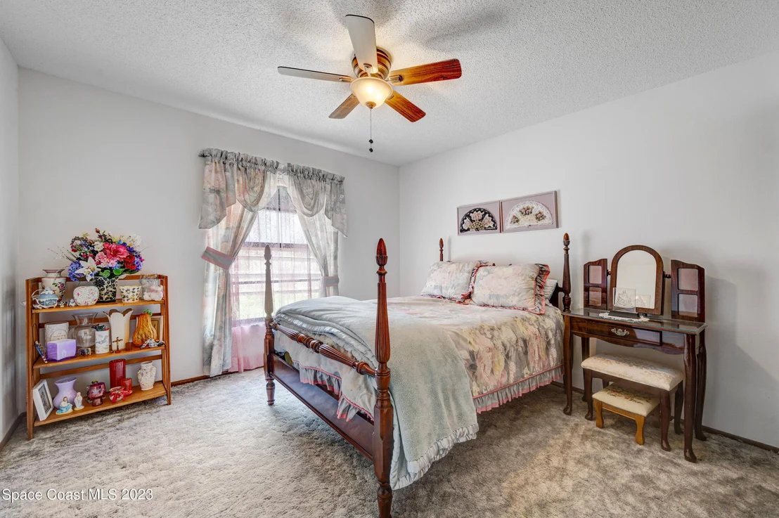 Photo of 926 Yorktowne Drive
