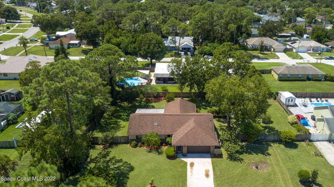 Photo of 6320 Ember Avenue