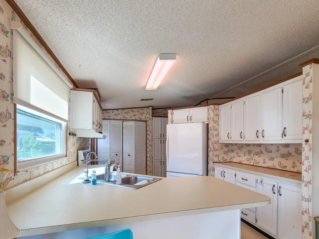 Photo of 137 Rosewood Drive