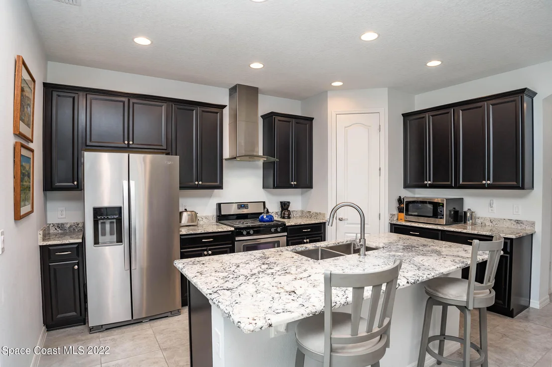 Photo of 2881 Casterton Drive