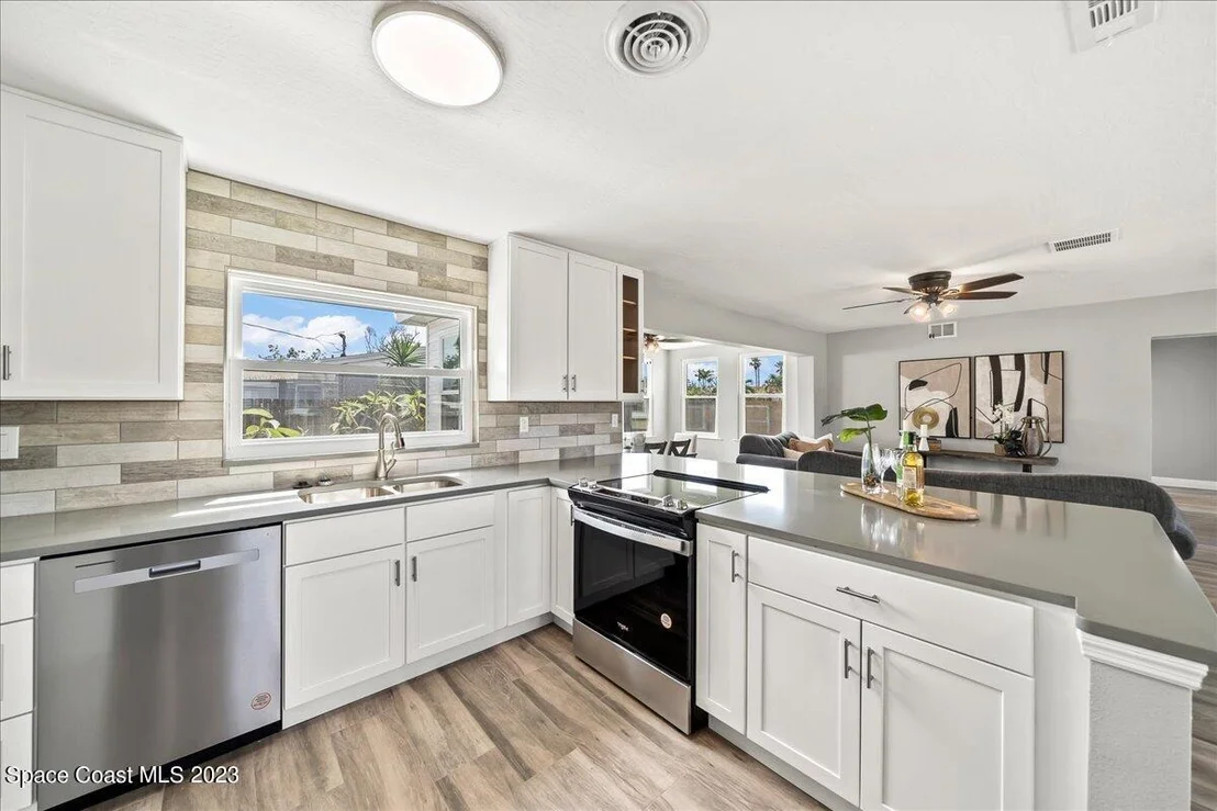 Photo of 505 Pelican Drive