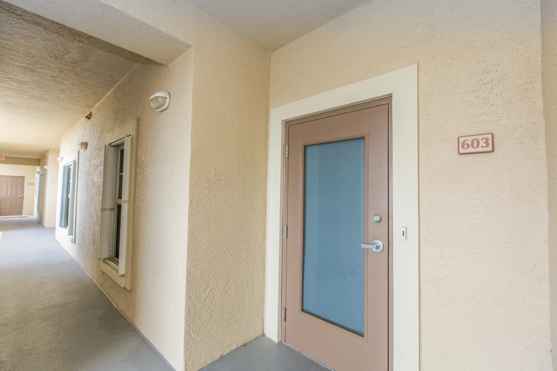 Photo of Unit 603 at 4975 Dixie Highway NE