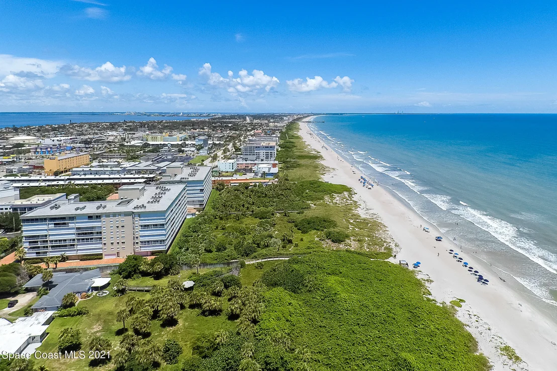 Photo of Unit 607 at 3400 Ocean Beach Boulevard