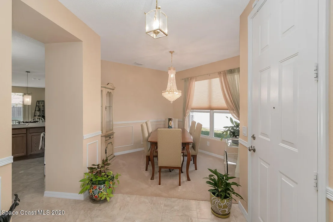 Photo of 957 Riviera Point Drive
