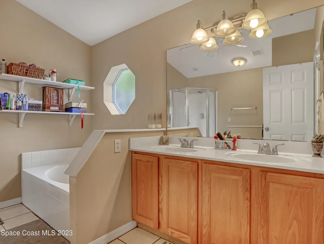 Photo of 2305 Shady Oak Road