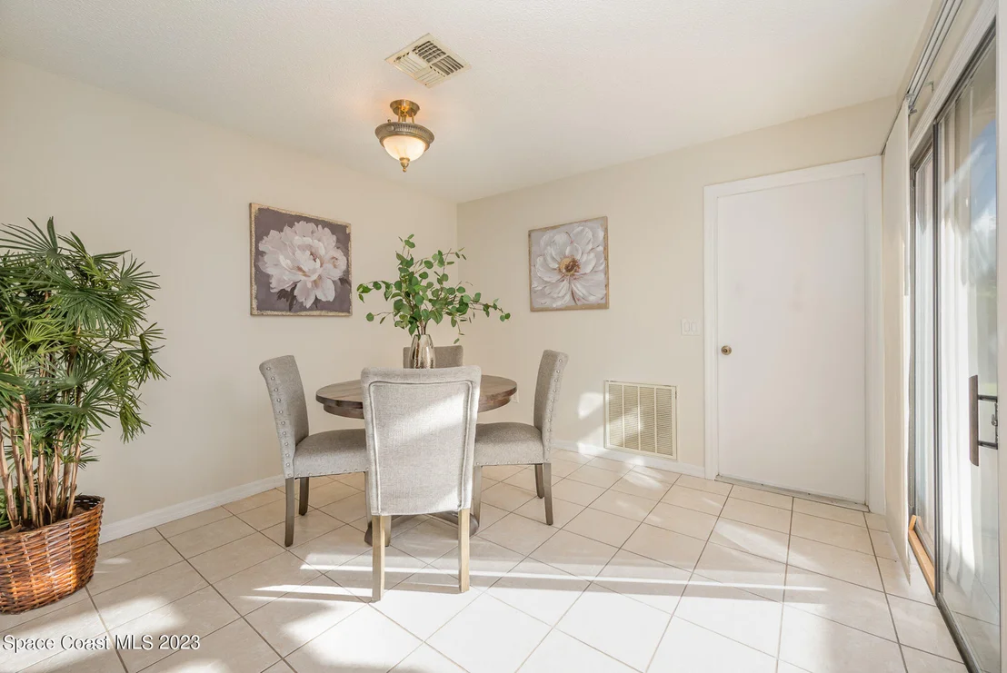 Photo of Unit 54 at 184 Shell Place