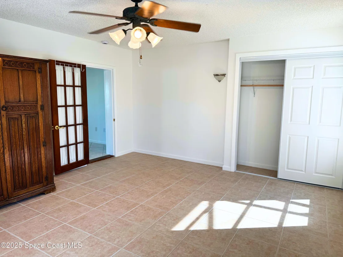 Photo of 957 Waialae Circle NE