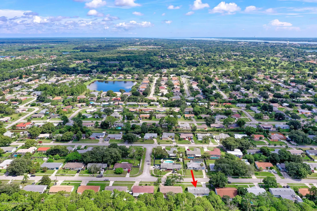 Photo of 1085 Hermosa Drive