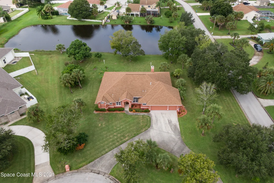 Photo of 1225 Salmonberry Place
