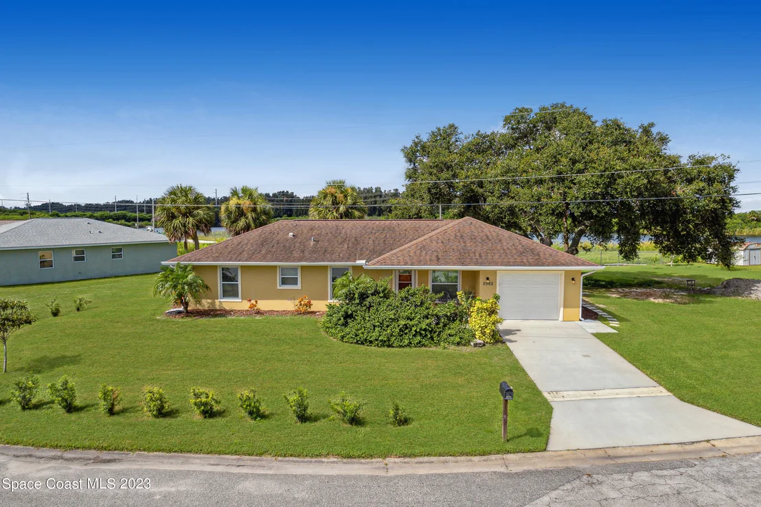 Photo of 2962 Silver Pines Drive