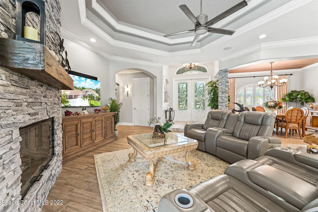 Photo of 1317 Avalon Drive
