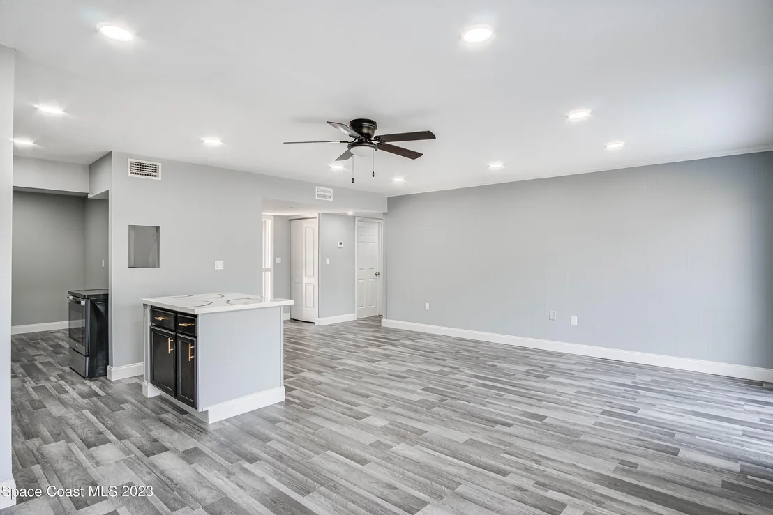 Photo of 660 Aloha Avenue