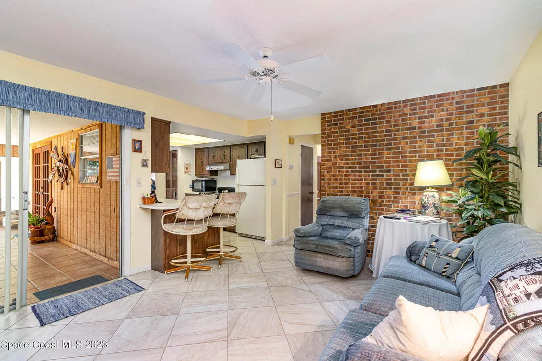 Photo of 639 Dundee Circle