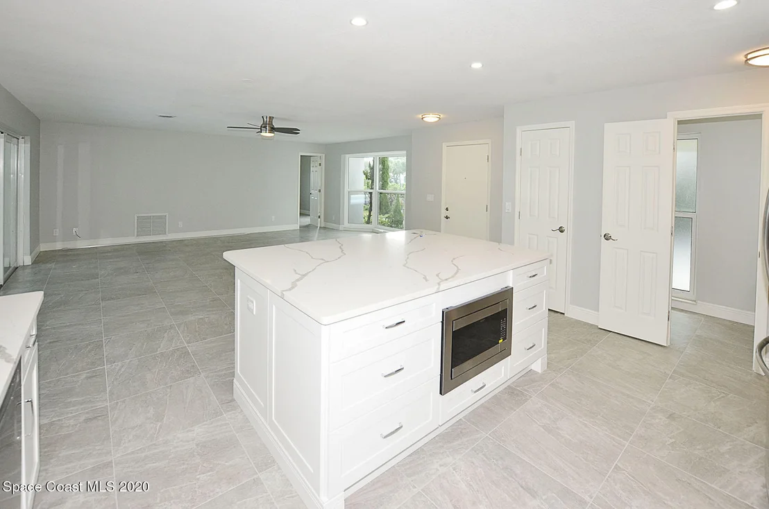 Photo of 876 Norfolk Pine Lane