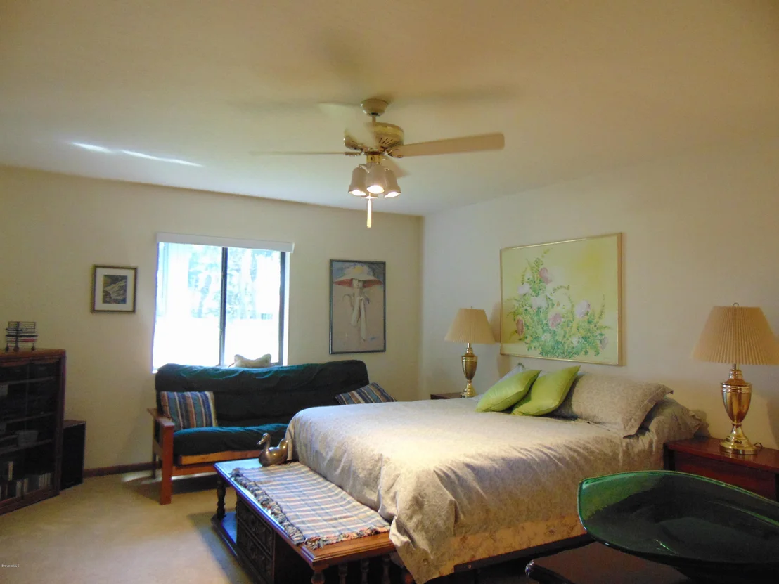 Photo of 1549 Freedom Drive