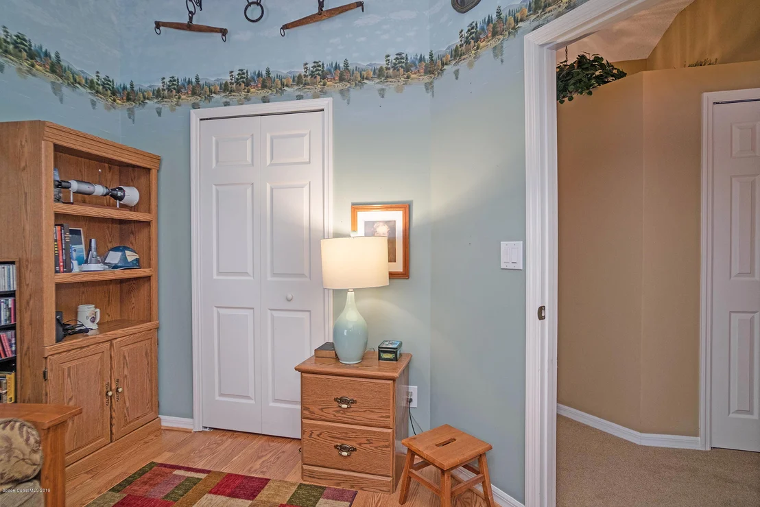 Photo of 864 Villa Drive