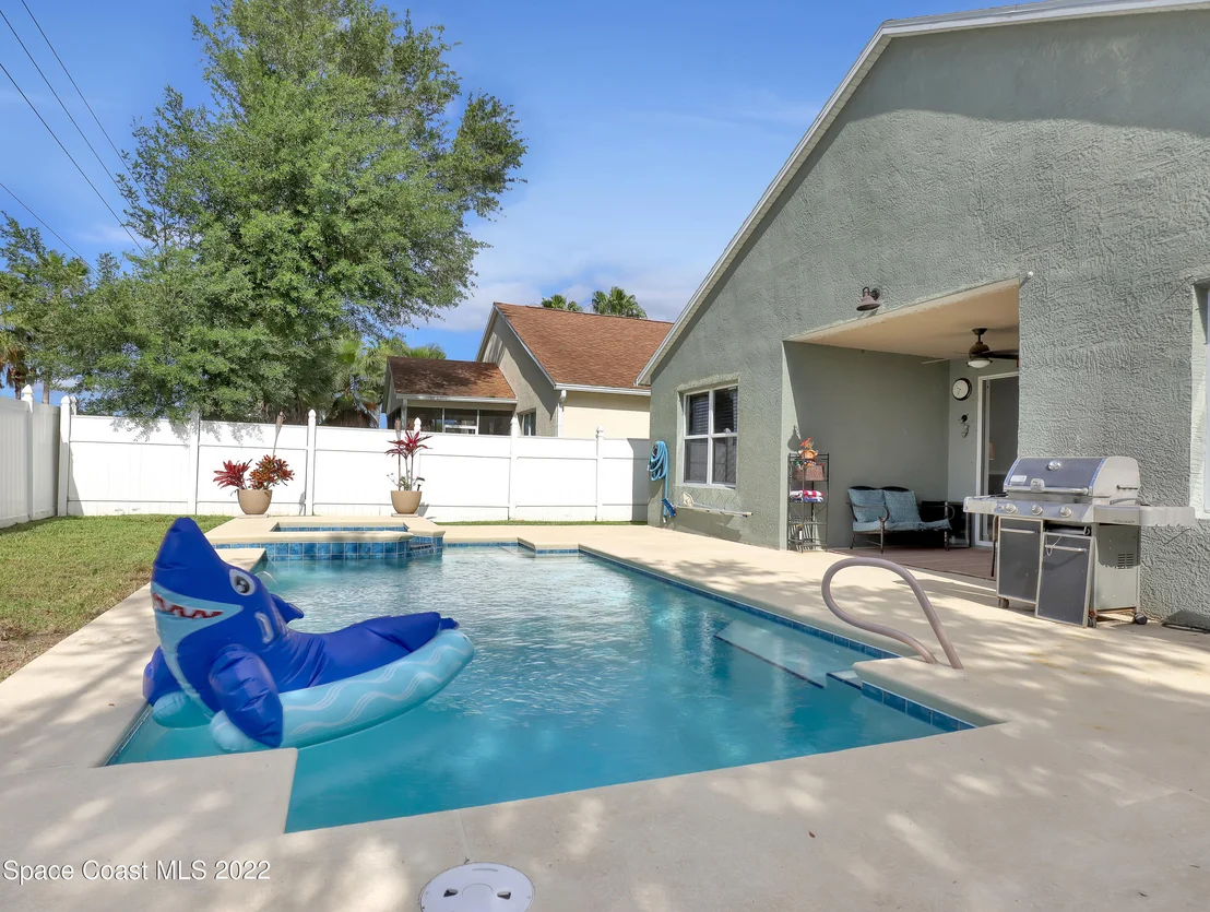 Photo of 74 Sedgewood Circle