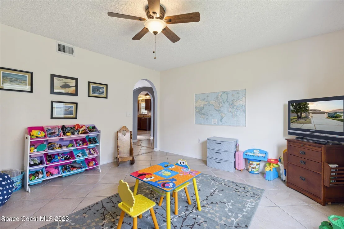 Photo of 2120 Myla Lane
