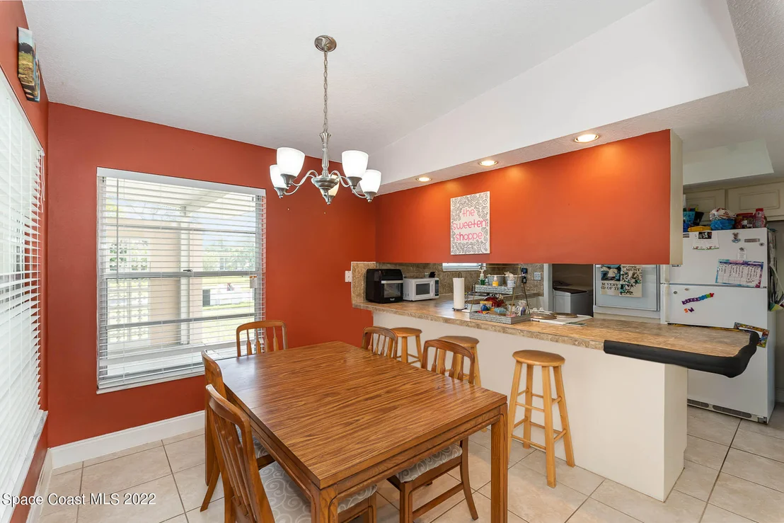 Photo of 1024 Daytona Drive NE