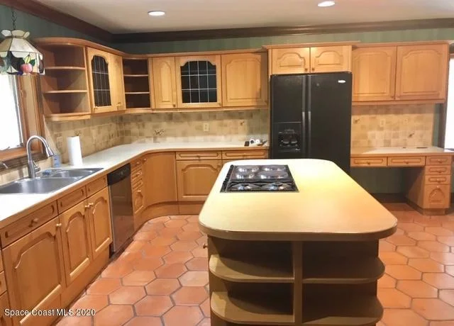 Photo of 608 Peregrine Drive