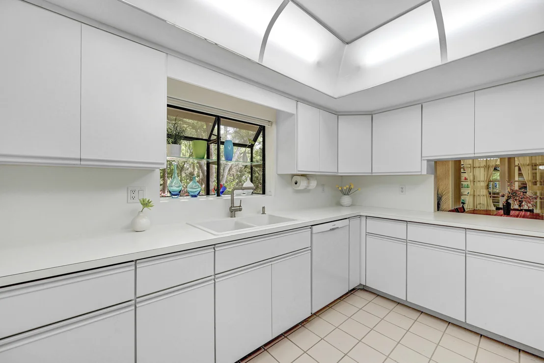 Photo of 4005 Powell Road