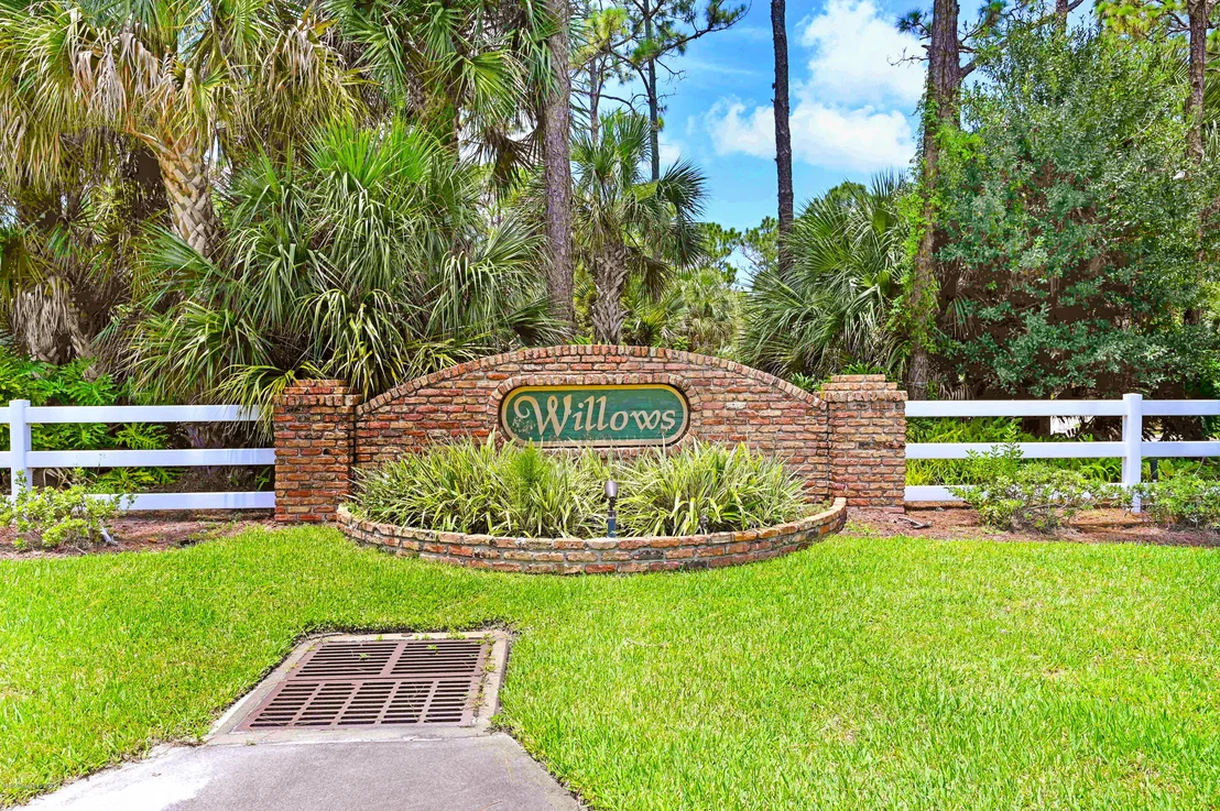 Photo of 5640 Willoughby Drive