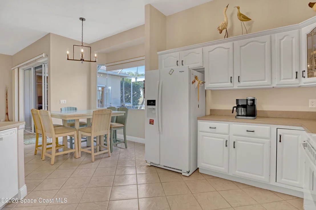 Photo of 2410 Golf Vista Boulevard