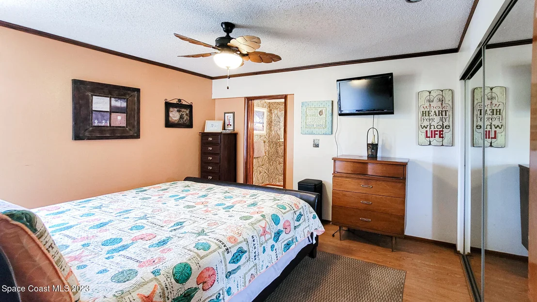 Photo of 2844 Starlight Circle NE