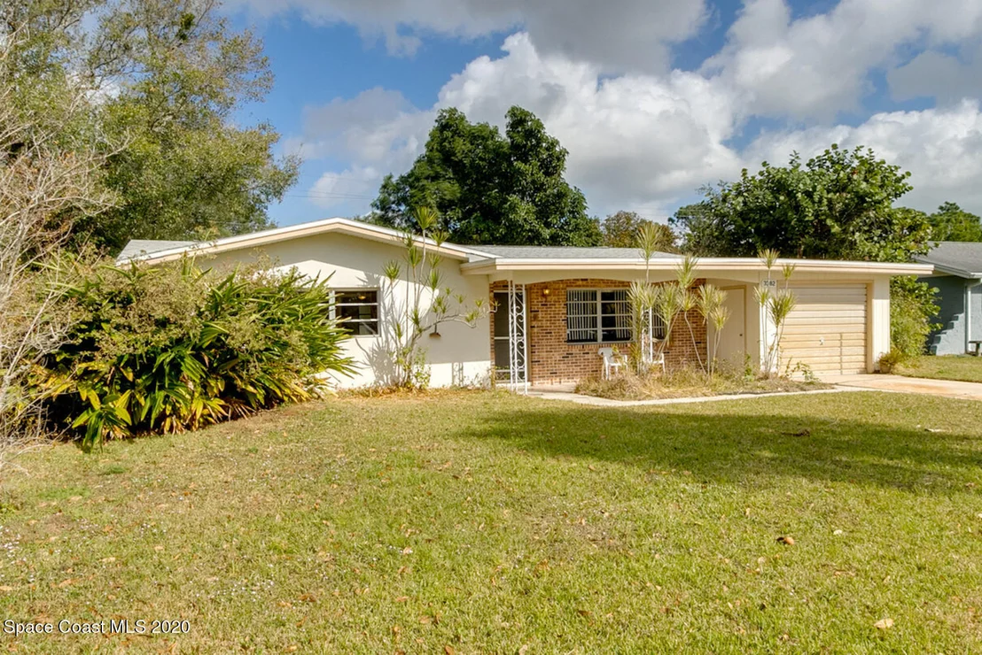 Photo of 3382 Alice Street