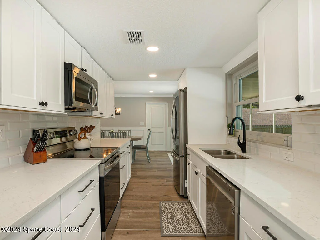 Photo of 2125 Indian River Drive