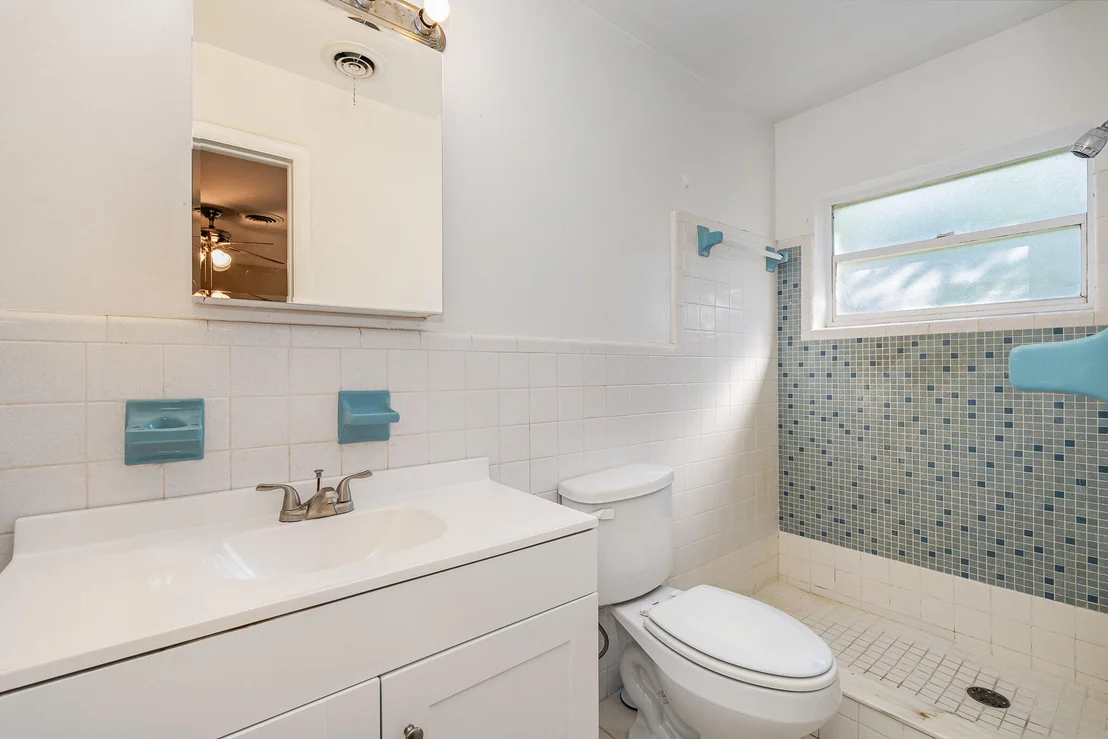 Photo of 395 Willow Drive