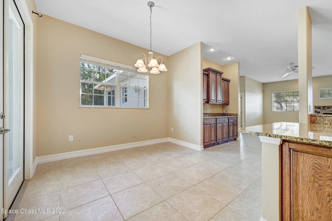 Photo of 2185 SE Windbrook Drive SE