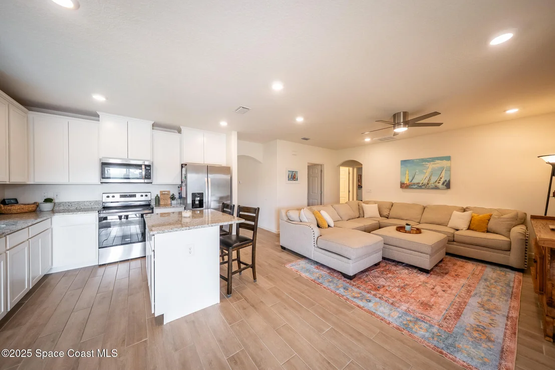 Photo of 289 Wiregrass Avenue