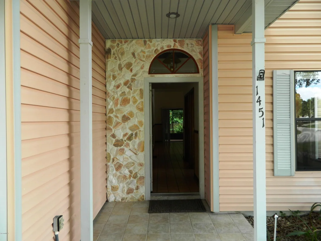 Photo of 1451 SE Ruffin Circle