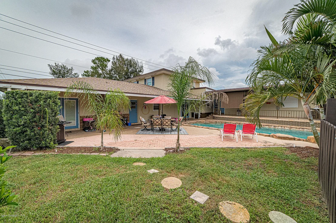 Photo of 601 Edgewood Drive