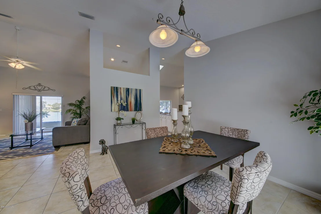 Photo of 2084 Lionel Drive