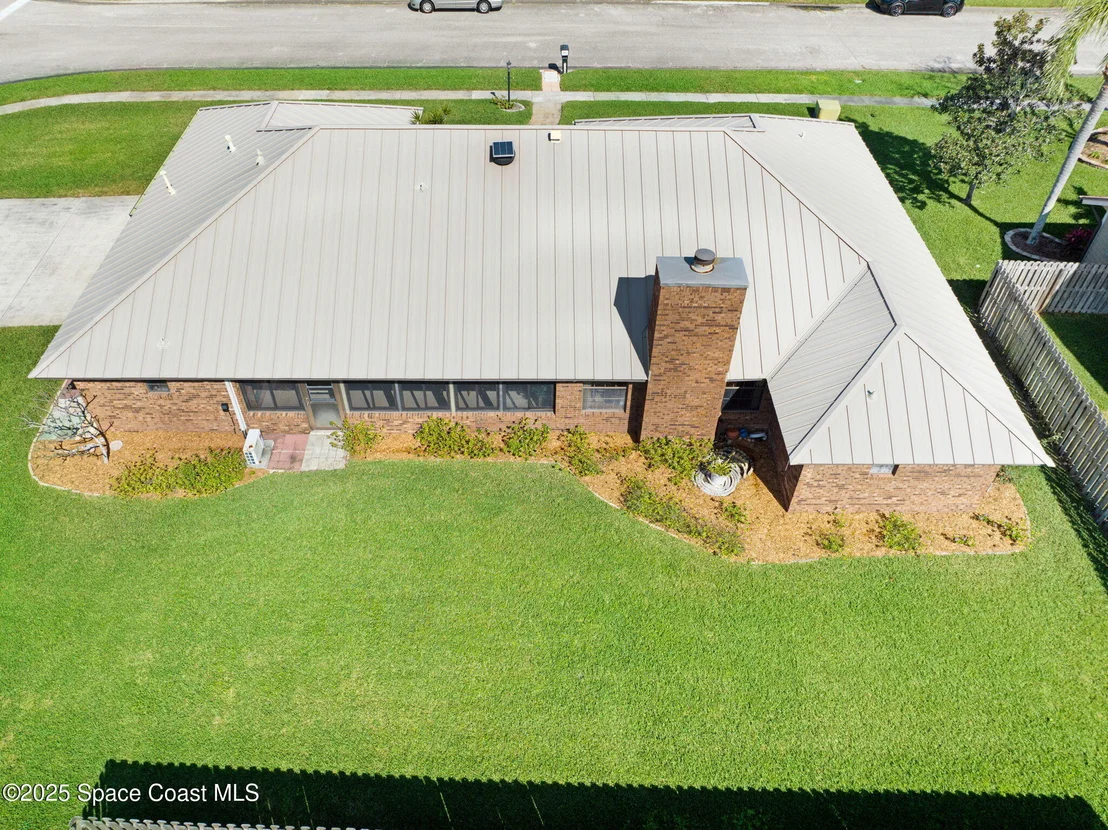 Photo of 2977 Saint Helens Way
