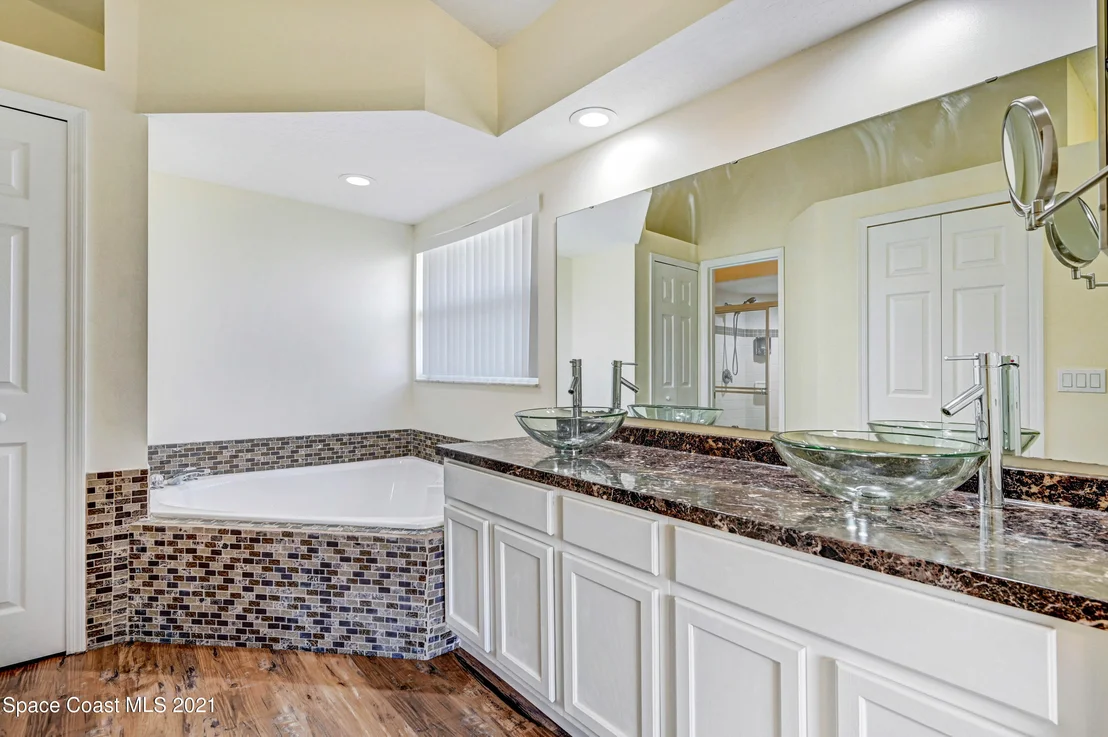Photo of 5069 Alamanda Drive