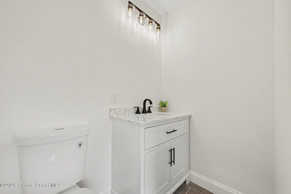 Photo of 2678 Pine Avenue