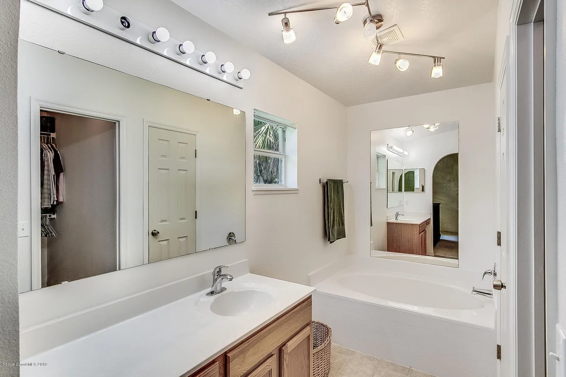 Photo of 3953 Palladian Way