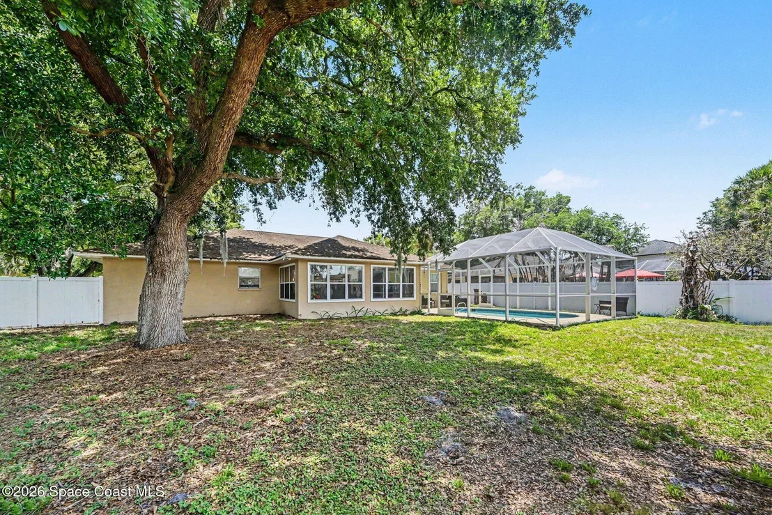 Photo of 6100 Adina Road