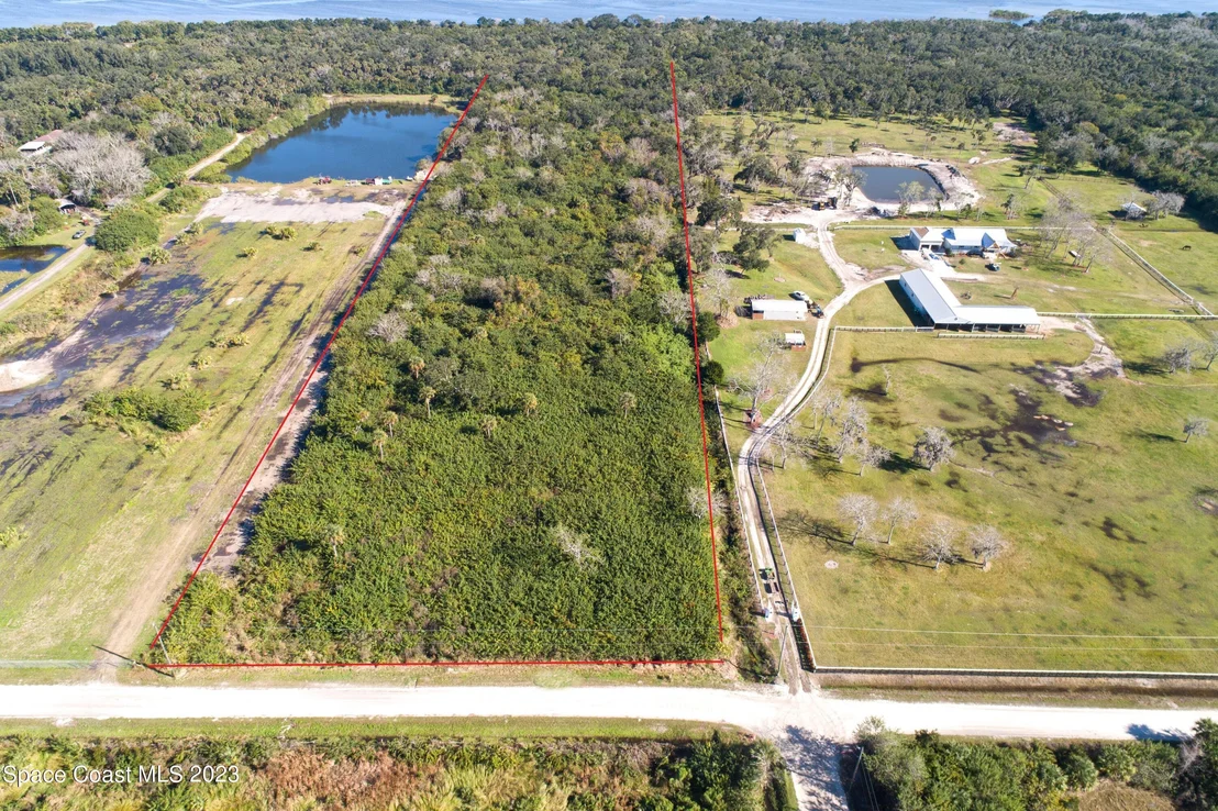 Photo of 3495 Hammock Road