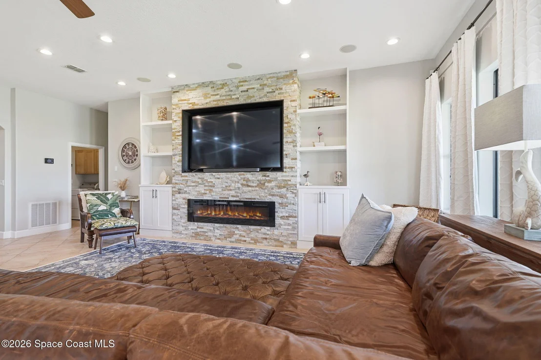 Photo of 688 Monterey Drive