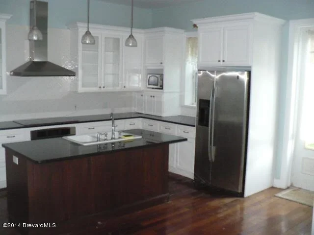 Photo of 4383 Long Lake Road