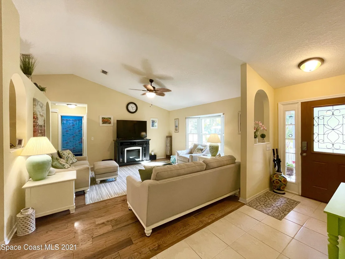 Photo of 7204 Roberts Road