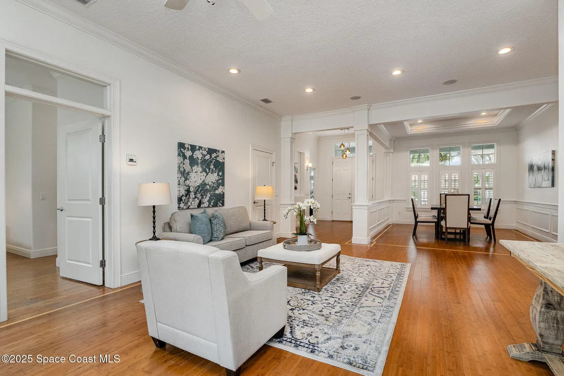 Photo of 315 Newport Drive