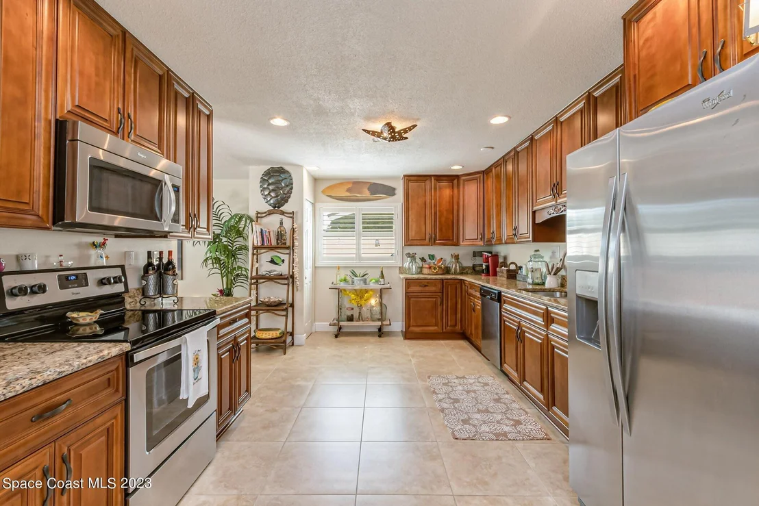 Photo of 340 Dorset Drive