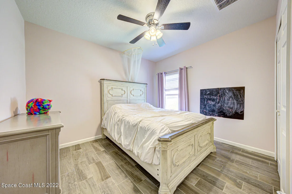 Photo of 1556 Fuji Drive